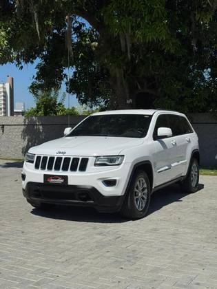 JEEP GRAND CHEROKEE 3.6 LAREDO 4X4 V6 24V GASOLINA 4P AUTOMÁTICO
